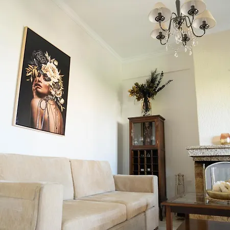 Catherine's Seaside House B *